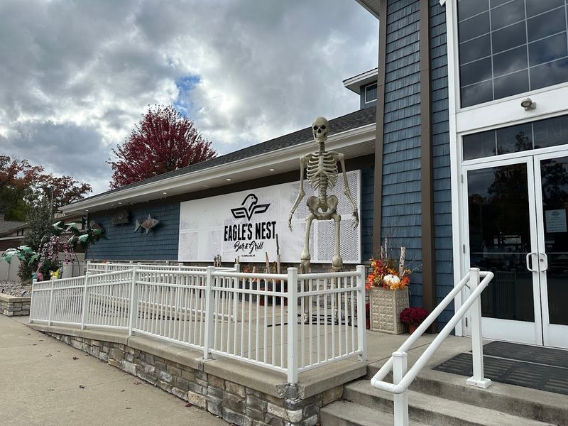 Eagle’s Nest, Clarklake