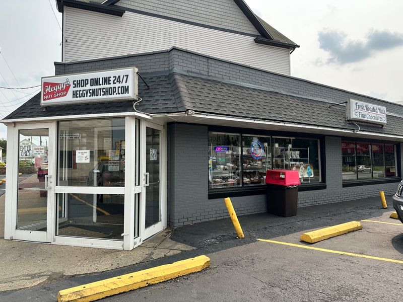 Heggy's Nut Shop, Canton