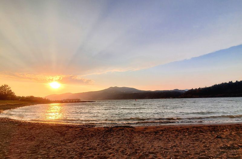 Mountain Views And River Scenery That Hit Different