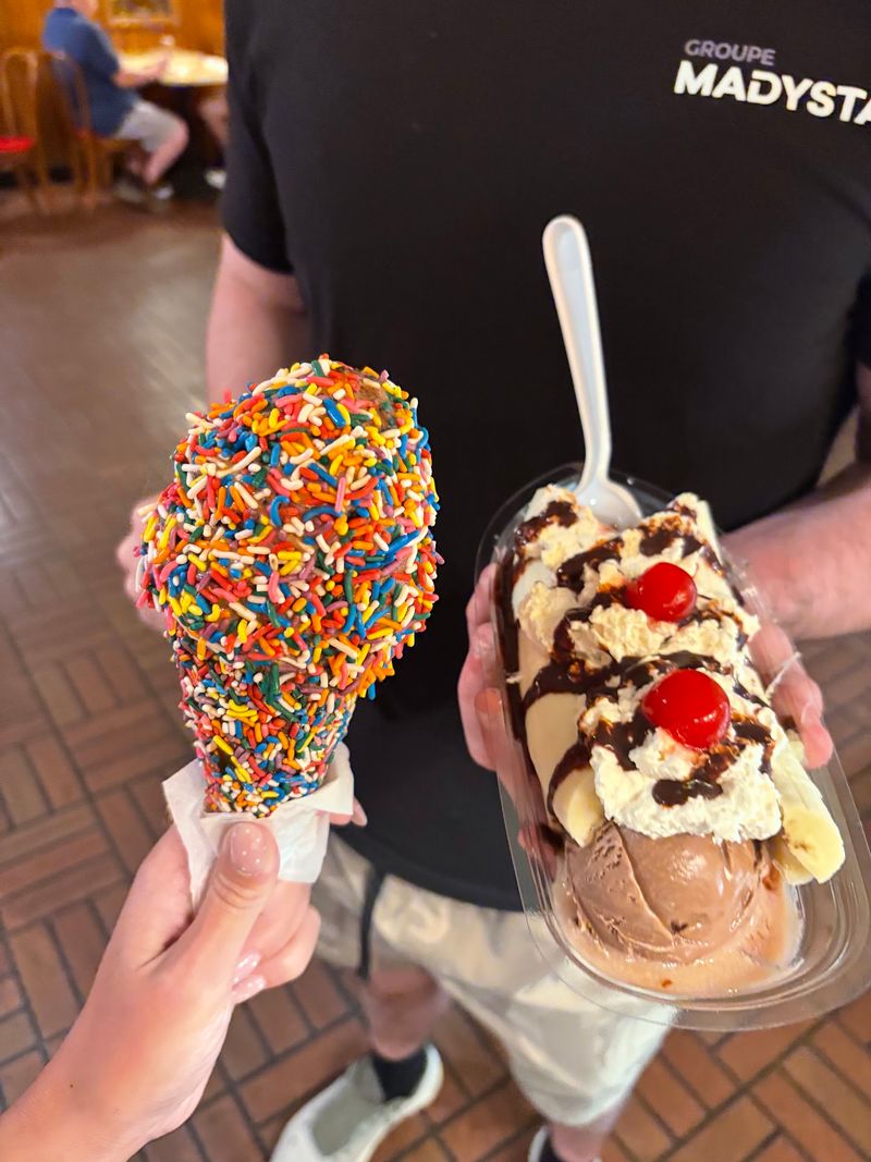 Sundaes, Shakes, And Banana Splits Galore Sundaes, Shakes, And Banana Splits Galore