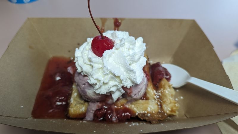Sundaes That Deserve Their Own Fan Club