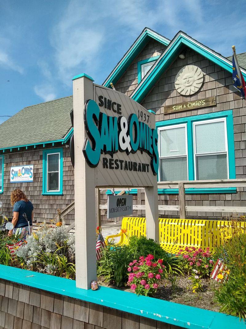 Sam & Omie's Restaurant, Nags Head
