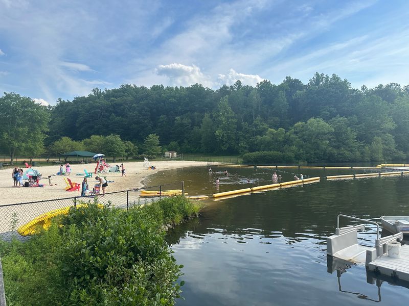 Sunrise Lake Beach Club