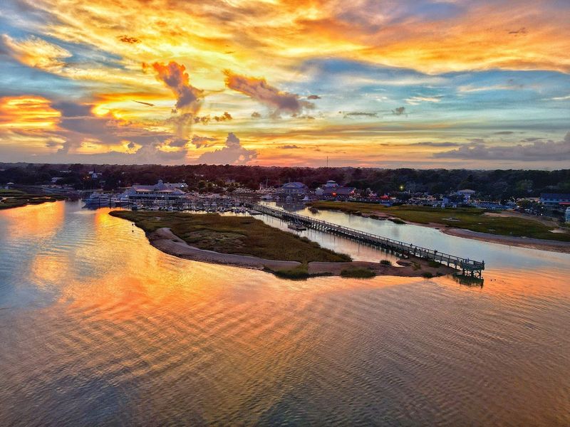 Sunset Views That Stop People Mid-Step
