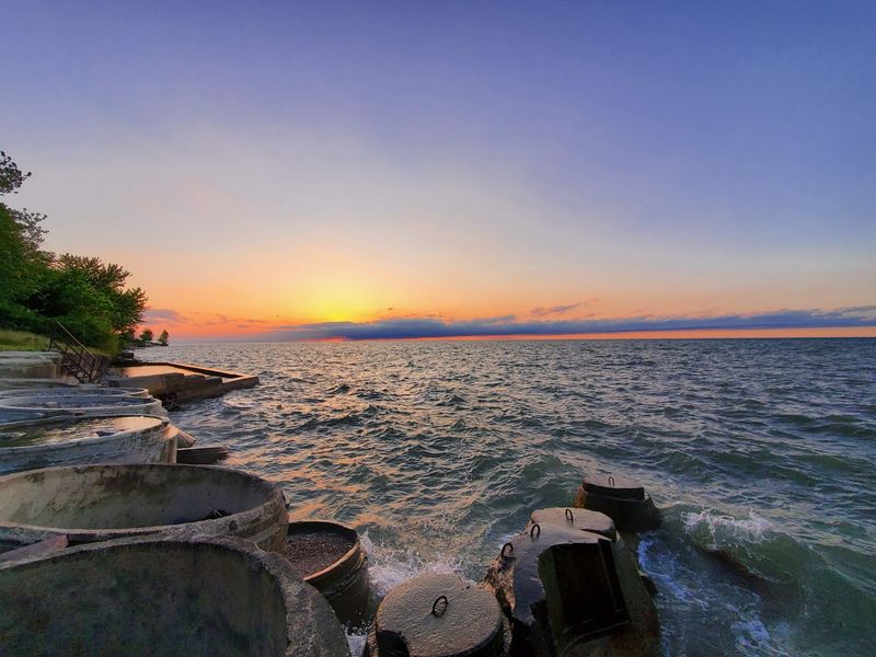 Sunsets Over Lake Erie That Stop Traffic