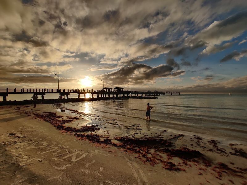 Sunsets Over The Gulf That Make Every Minute Worth It Sunsets Over The Gulf That Make Every Minute Worth It