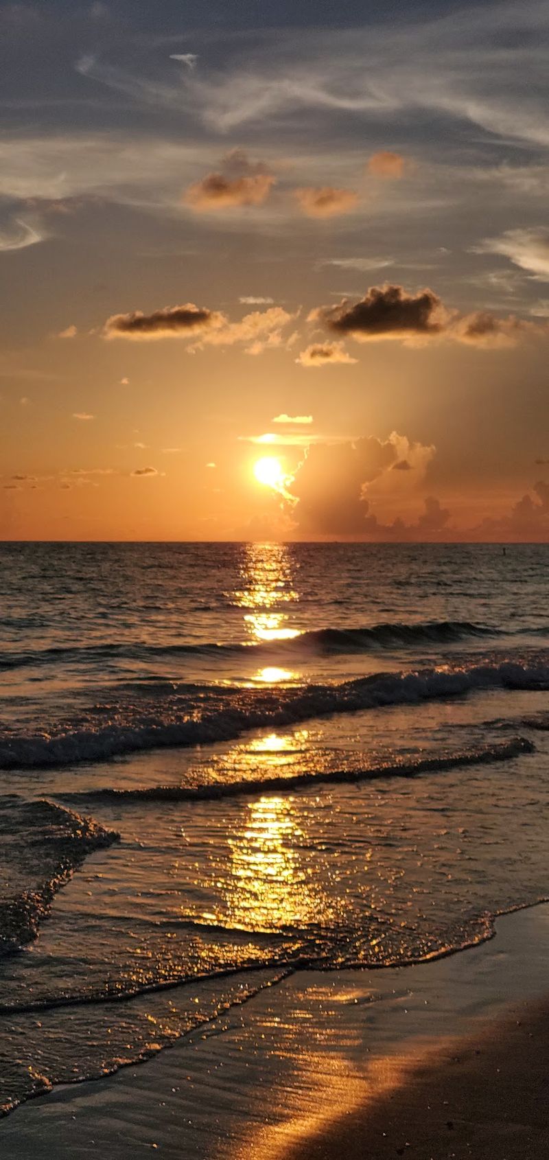 Sunsets That Feel Almost Unreal Sunsets That Feel Almost Unreal