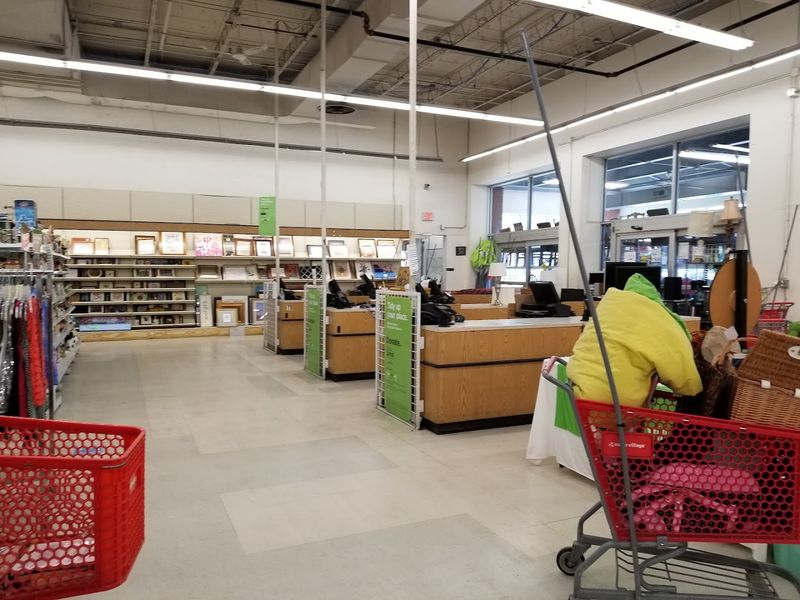 Super Savers Club And In-Store Deals
