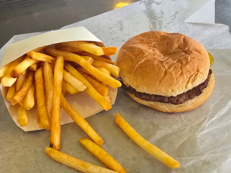 Lou's Drive-In – Peoria