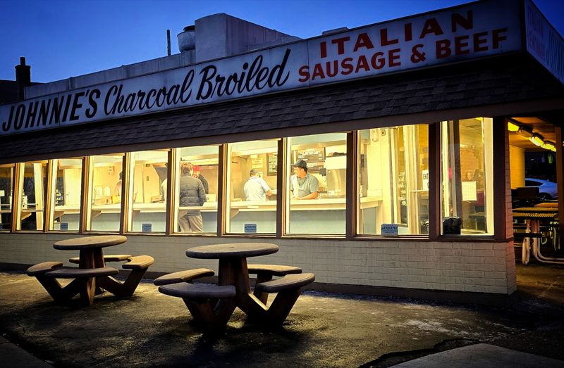 Johnnie's Beef – Elmwood Park (7500 W North Ave)