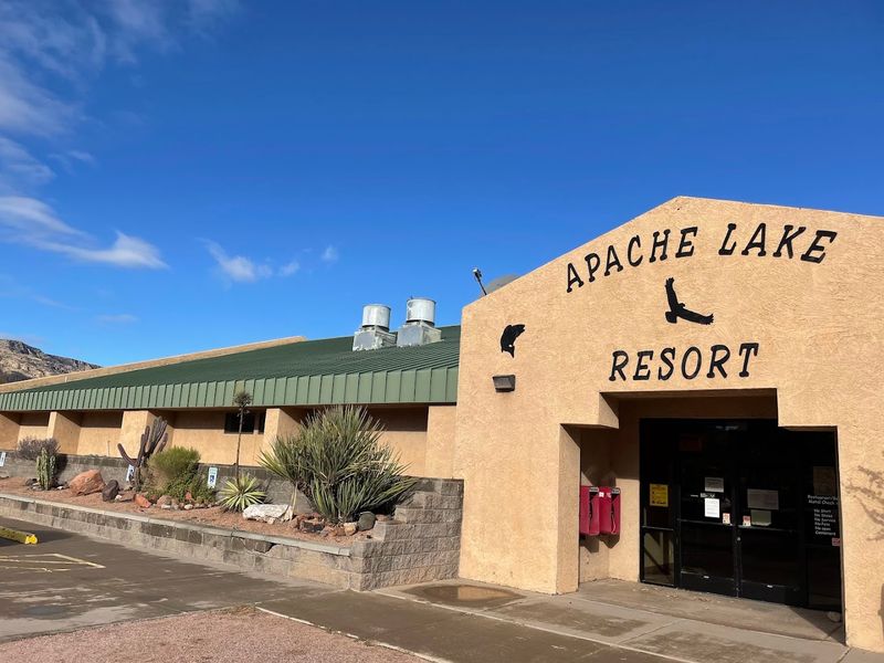 Apache Lake Marina Restaurant, Roosevelt Area