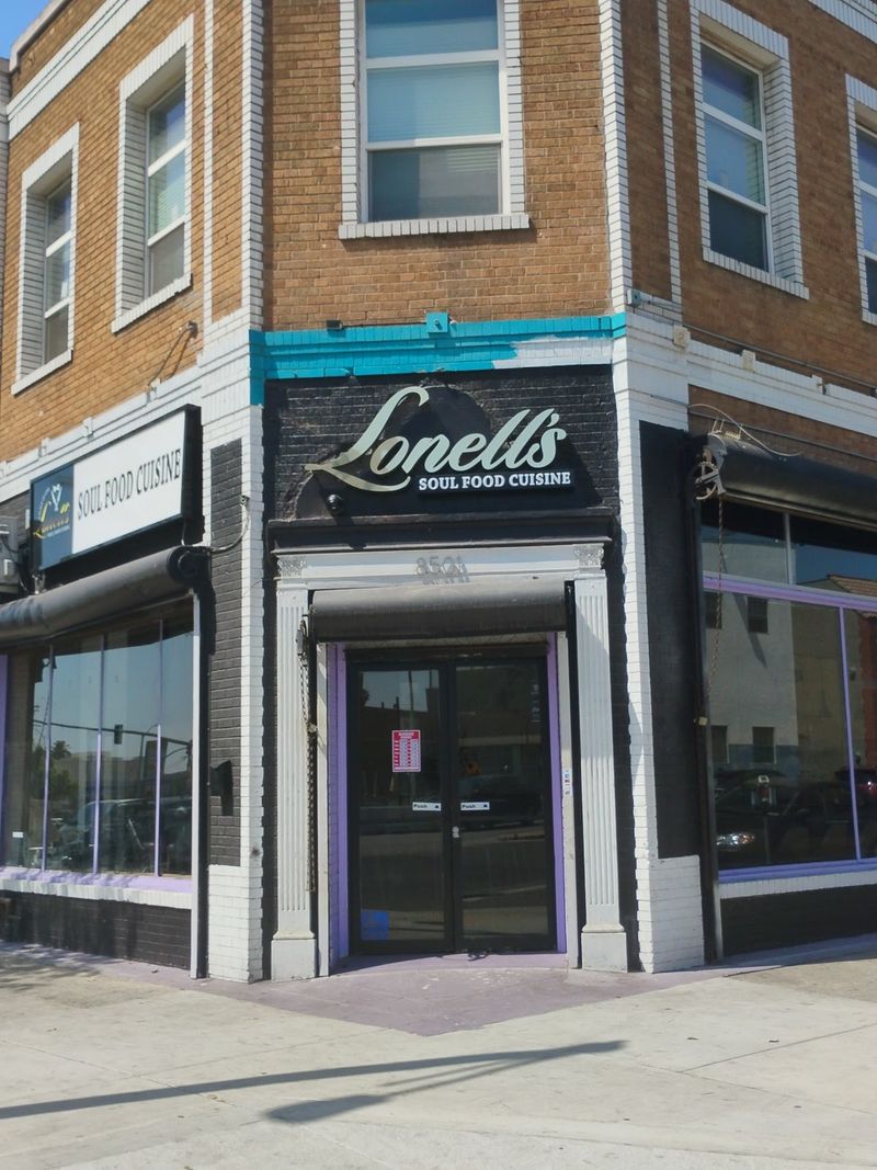 Lonell's Soul Food Cuisine