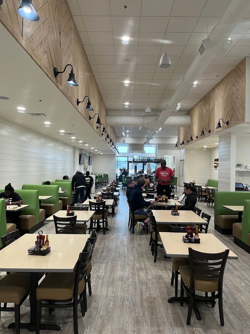 The Toasted Yolk Cafe, Little Rock