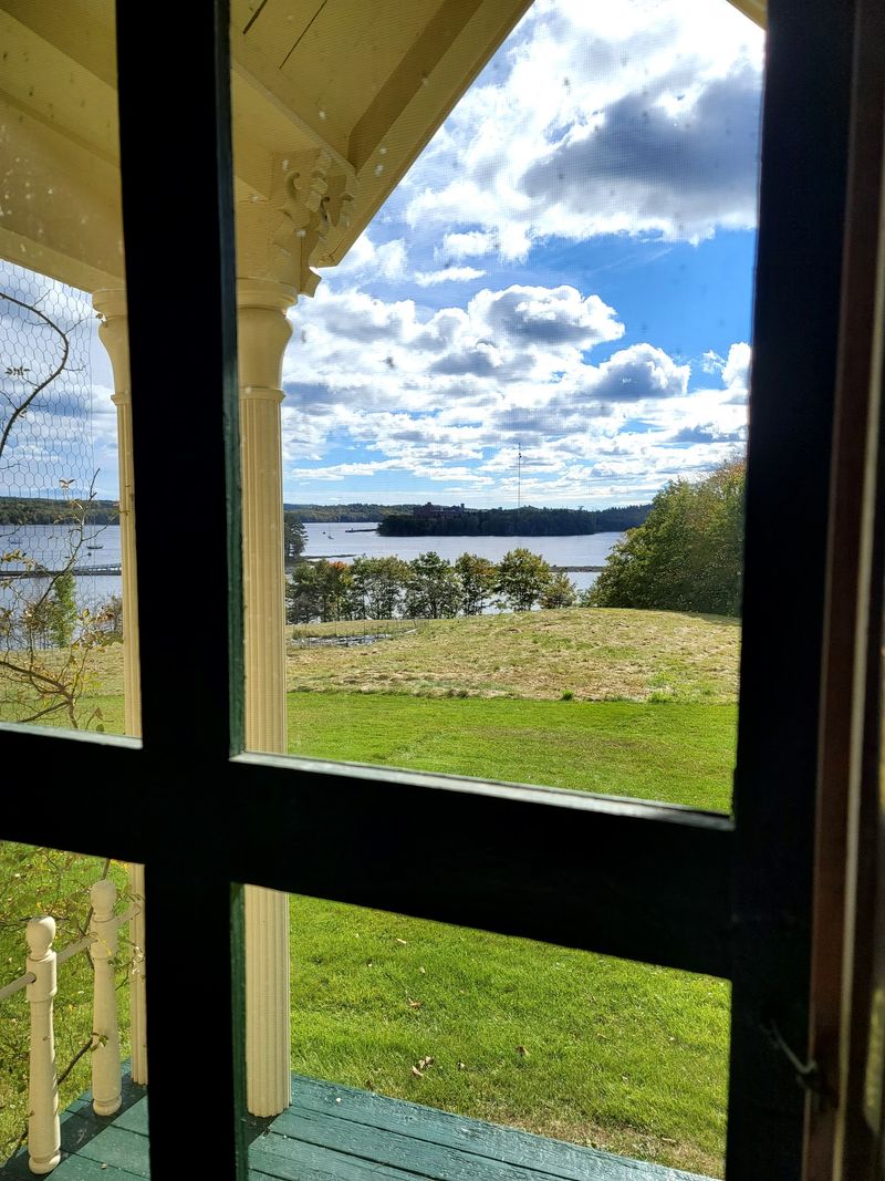 Sweeping Views Over The Sheepscot River