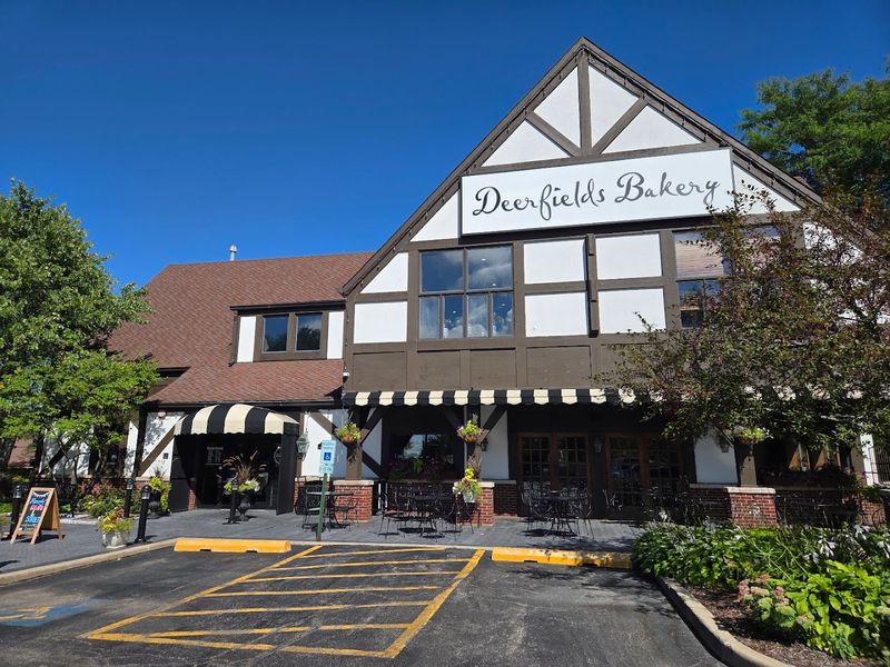 Deerfields Bakery - Buffalo Grove