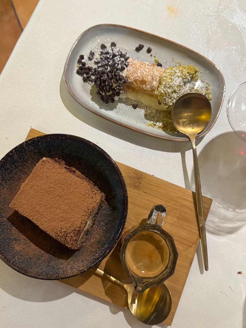 Sweet Endings With Cannoli And Lemon Cake