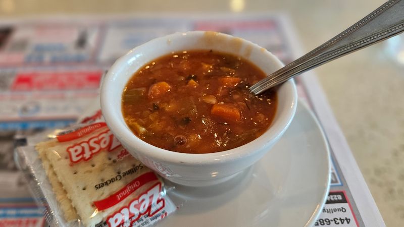 Service With Personality: Jody And The Hons