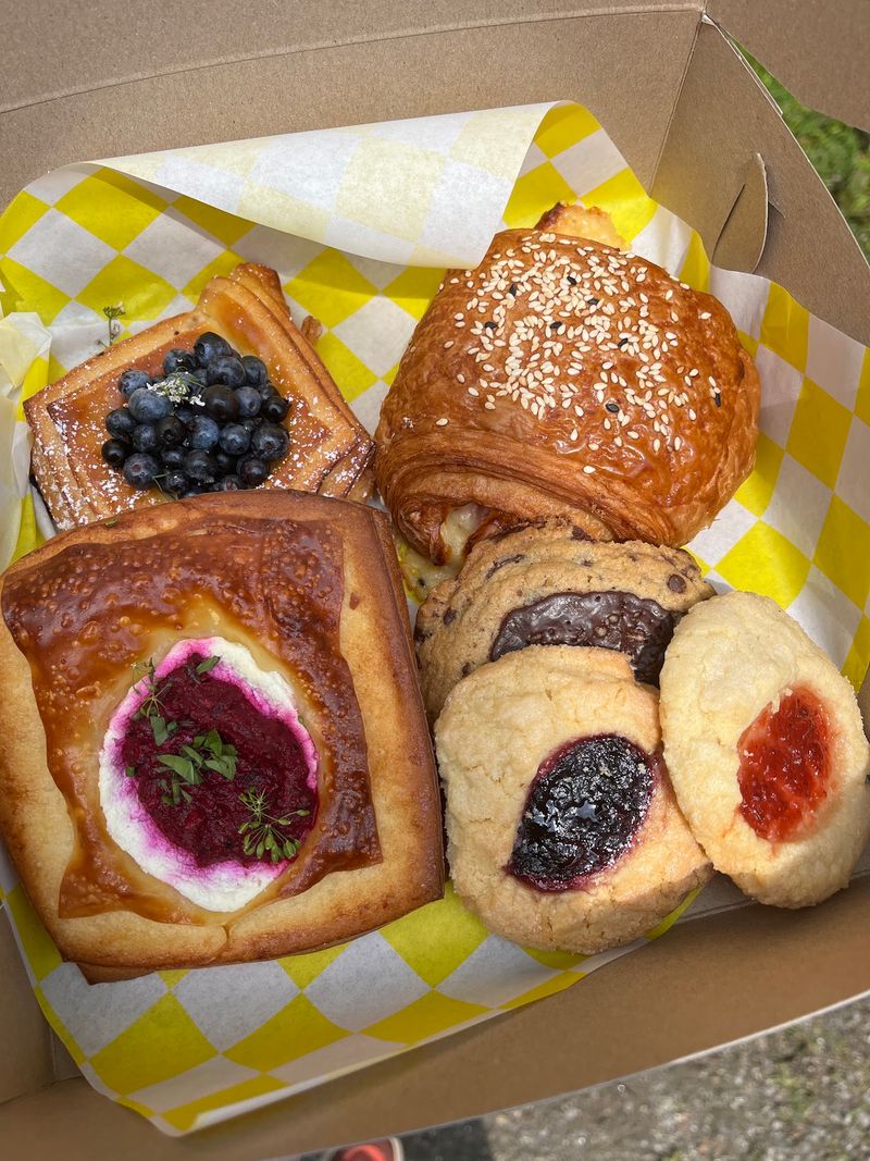 Sweet Pies And Little Extras Worth The Trip