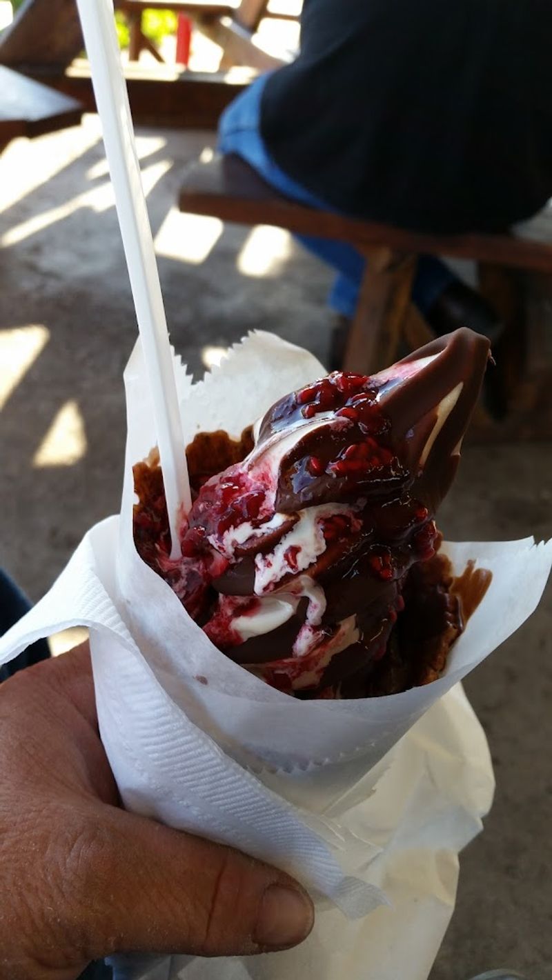 Ice Cream Strategy: Flurry Or Hand-Dipped