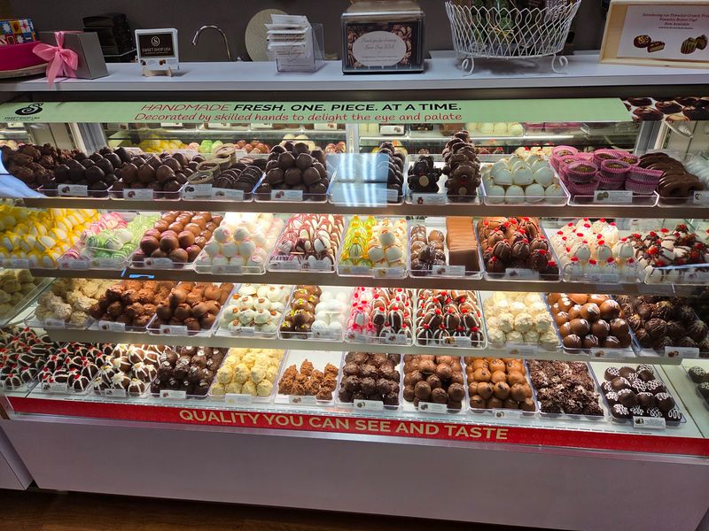 Sweet Shop USA