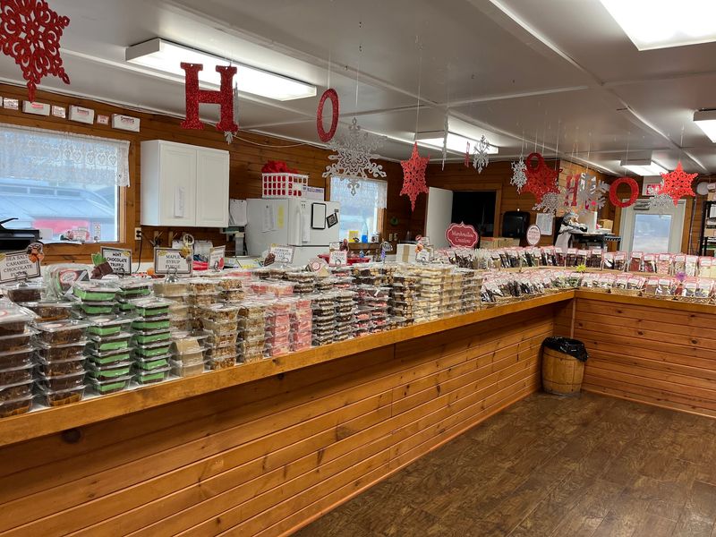 Sweeties Chocolates Turns Fudge Into A Family Tradition