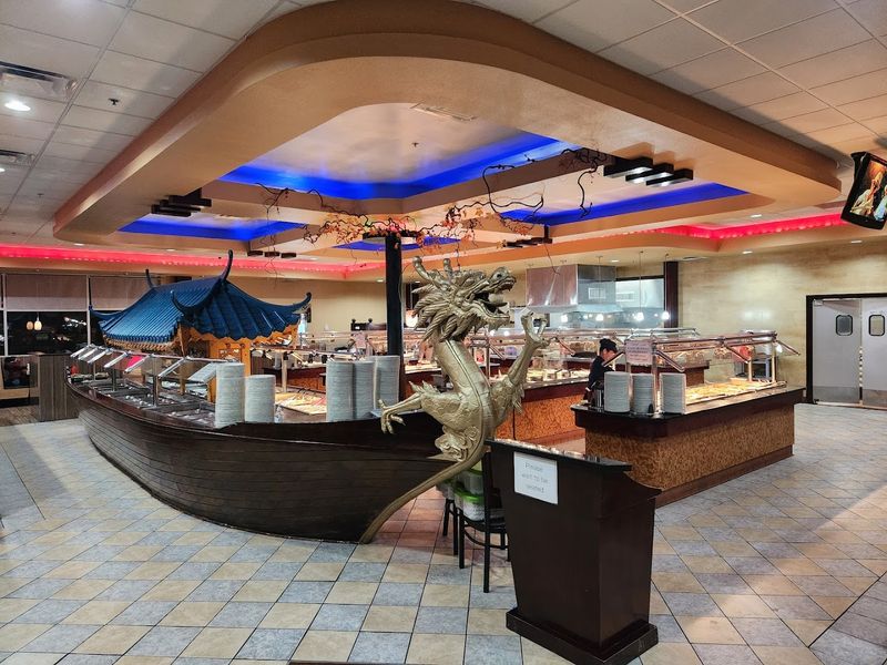 The Buffet That Outshines Expectations