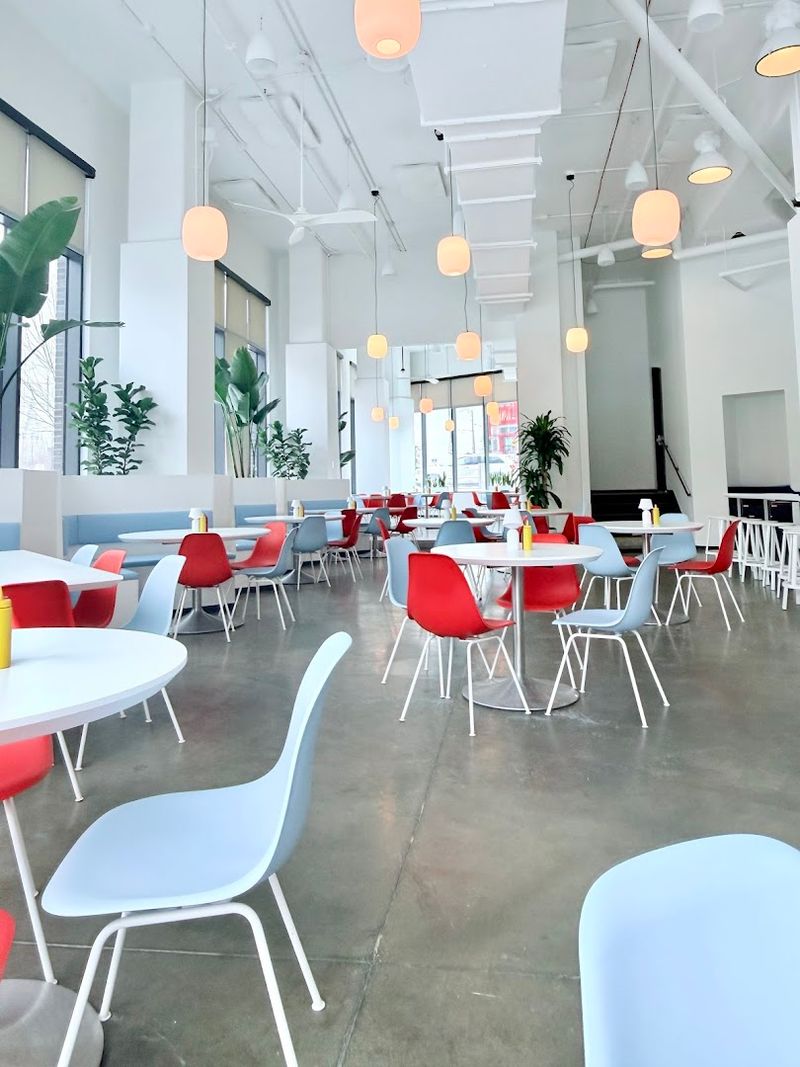 LE BURGER 4304, Cleveland