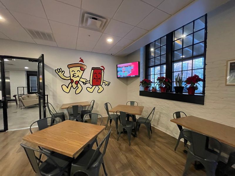 Pizzeria 211, 100 S Queen St, Lancaster, PA 17603