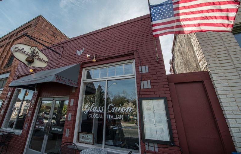 Glass Onion Tavern