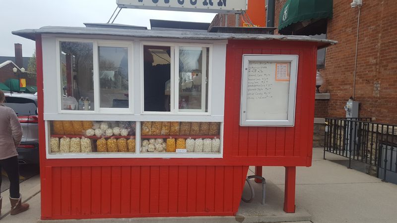 Sycamore’s Red Popcorn Landmark