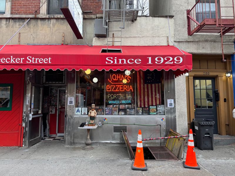 Melba's Restaurant – Celebrity-Approved Comfort