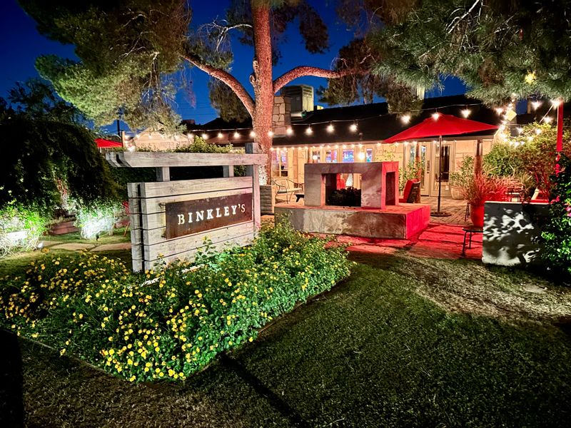 Binkley's Restaurant — Phoenix