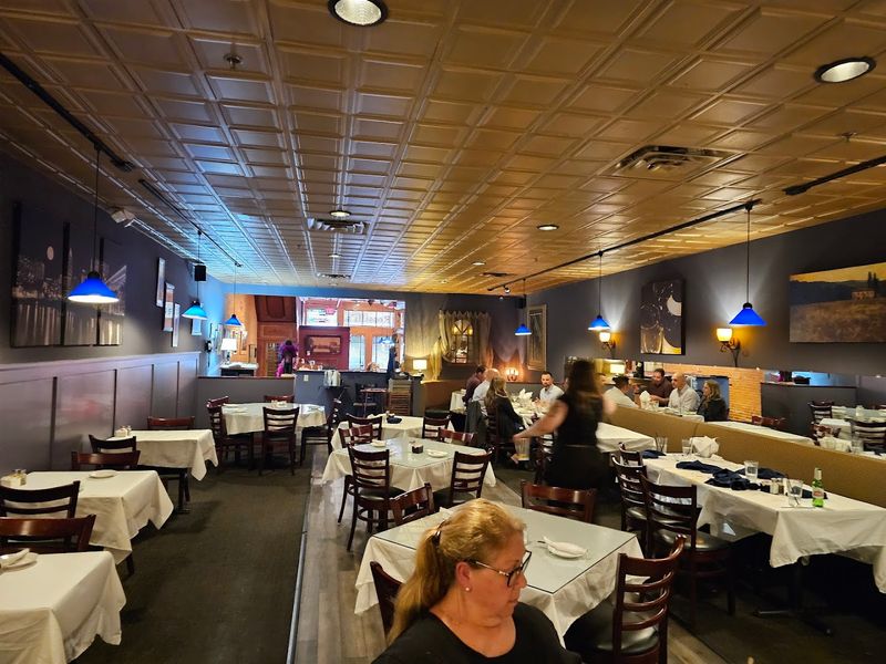 Rossilli's Restaurant, Findlay