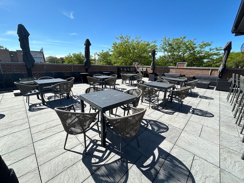 TNT Rooftop Restaurant, Chicago
