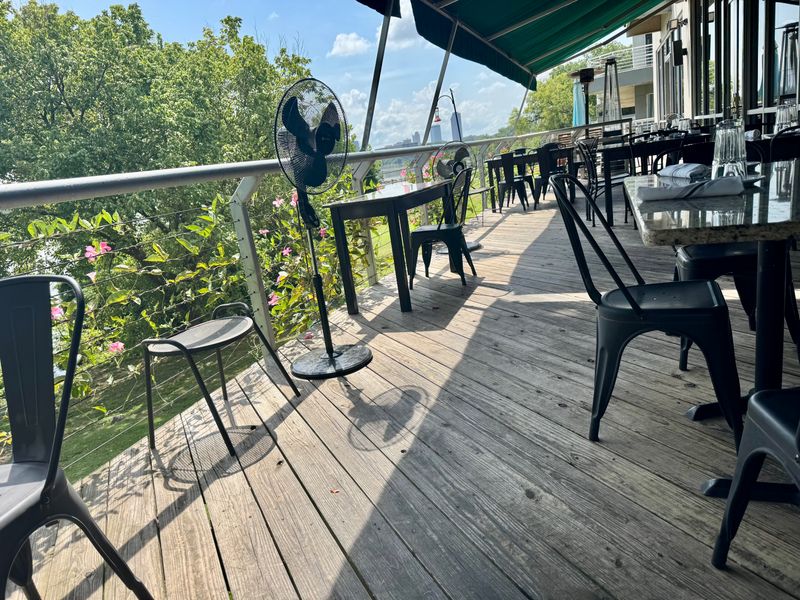 Brave New Restaurant