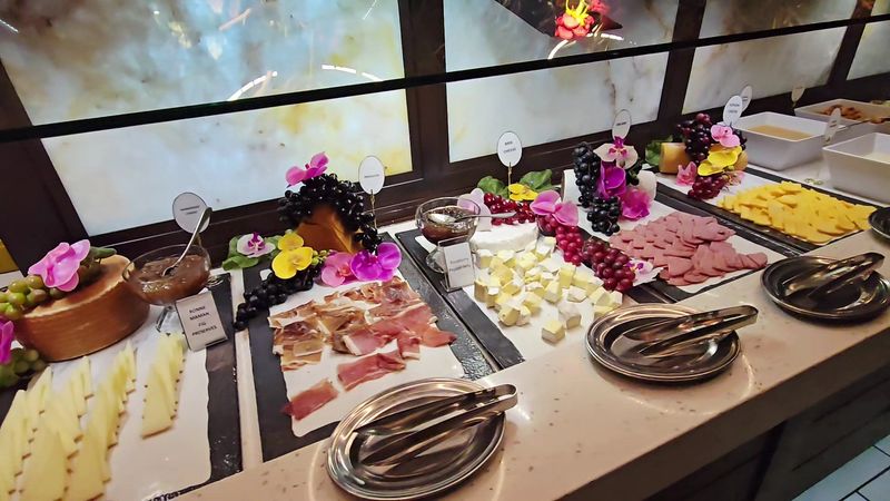 Tableside Sides That Complete The Whole Picture