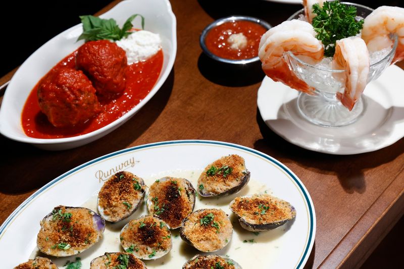 Tableside Treats And Standout Starters