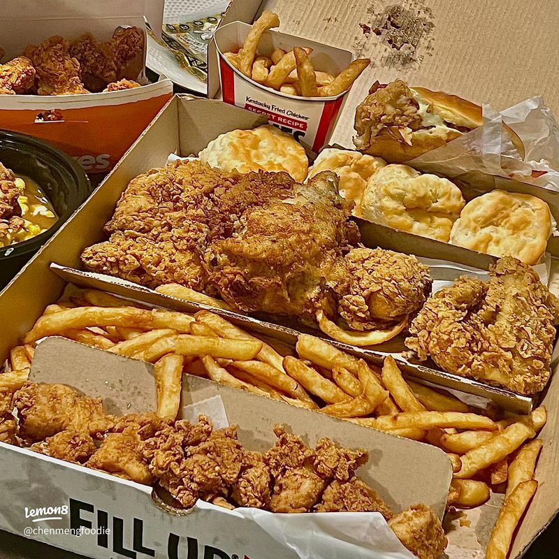 KFC's Famous Bowl Combo