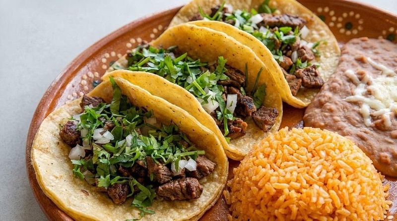 Taco Dále (Northern Illinois - Multiple Locations)
