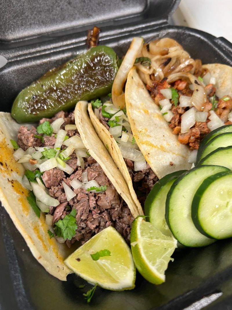 Tacos La Familia (West Valley pop-ups)