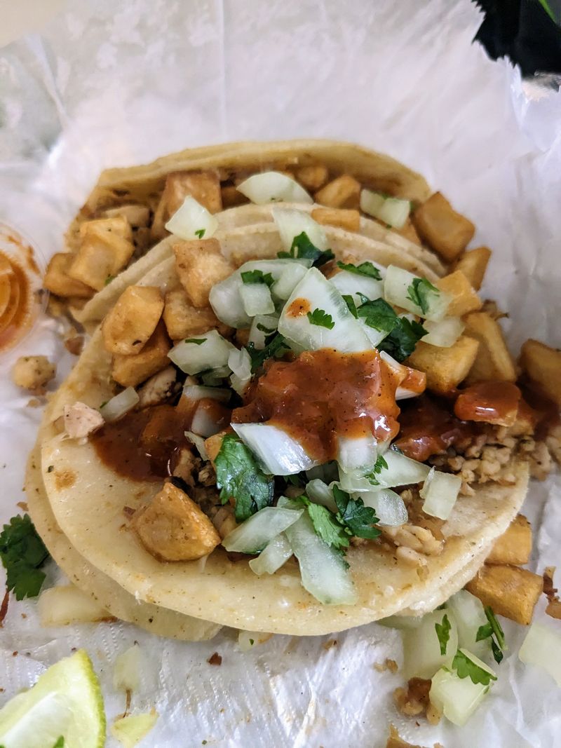 Kiss Pollos Estilo Sinaloa – Phoenix