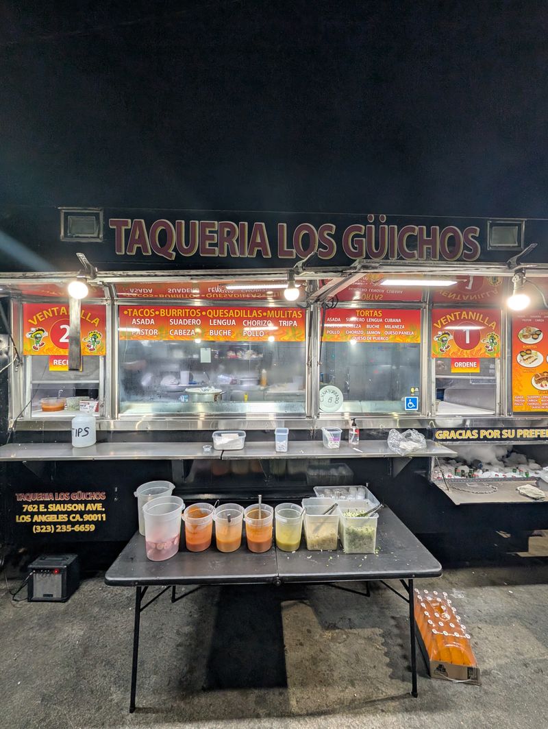 Tacos Los Guichos - Riverside