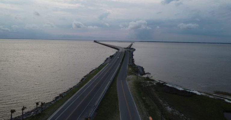 Take These 11 Country Roads In Florida For An Incredible Scenic Drive