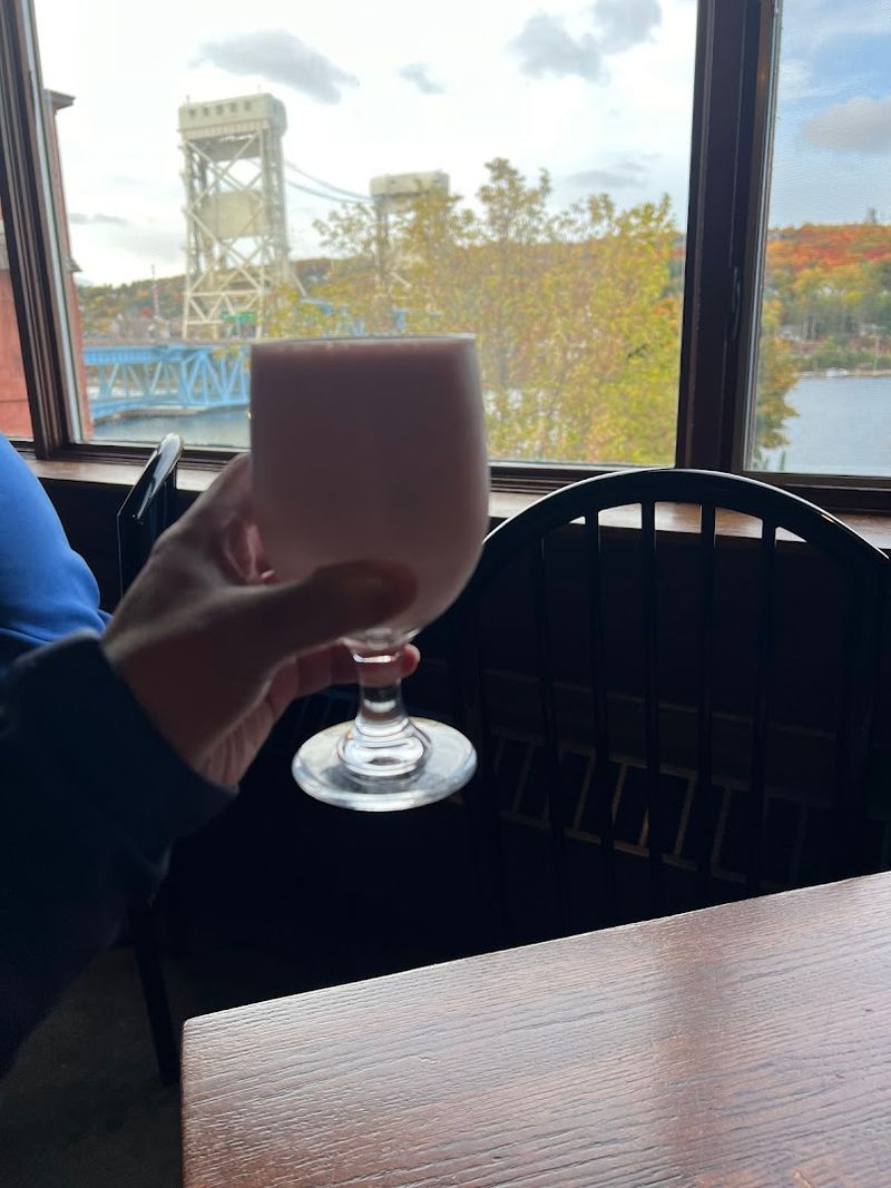 Seating Choices And Views