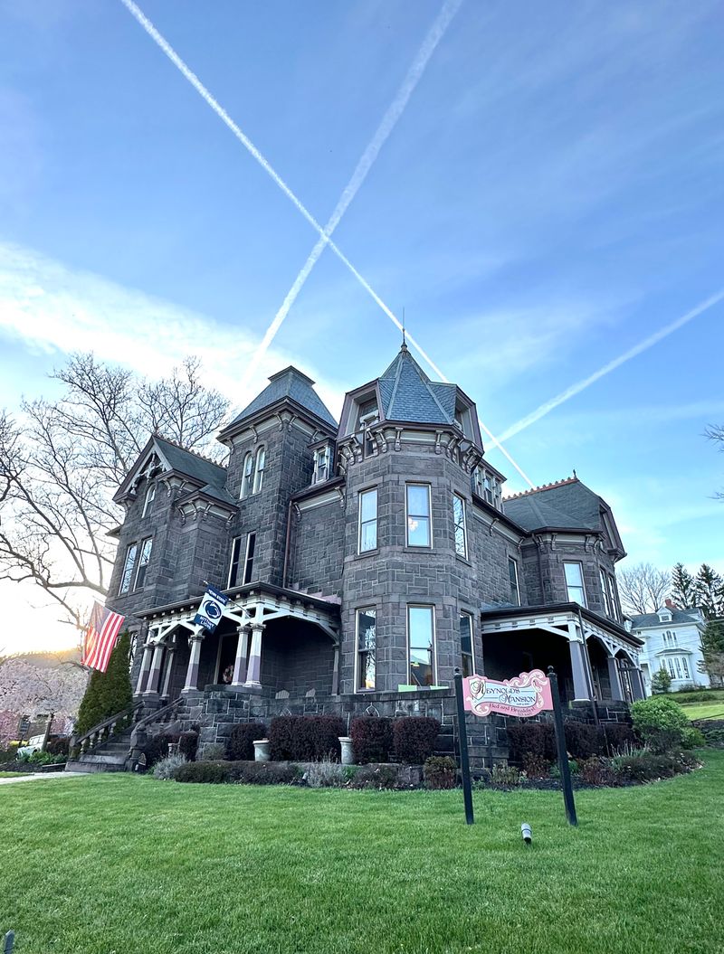 Bush House Museum Showcases Wealthy Family Life