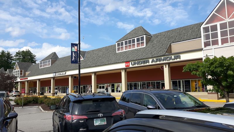 Tanger Outlets Tilton