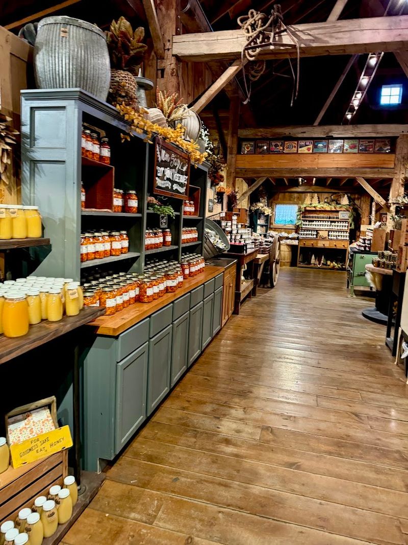 Edwards Apple Orchard - Poplar Grove, IL