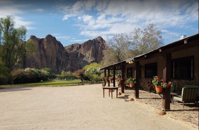 Seasonal Public Dinners At Saguaro Lake Guest Ranch, Mesa