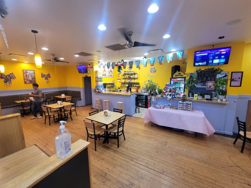 Taqueria El Comalito — Charlottesville