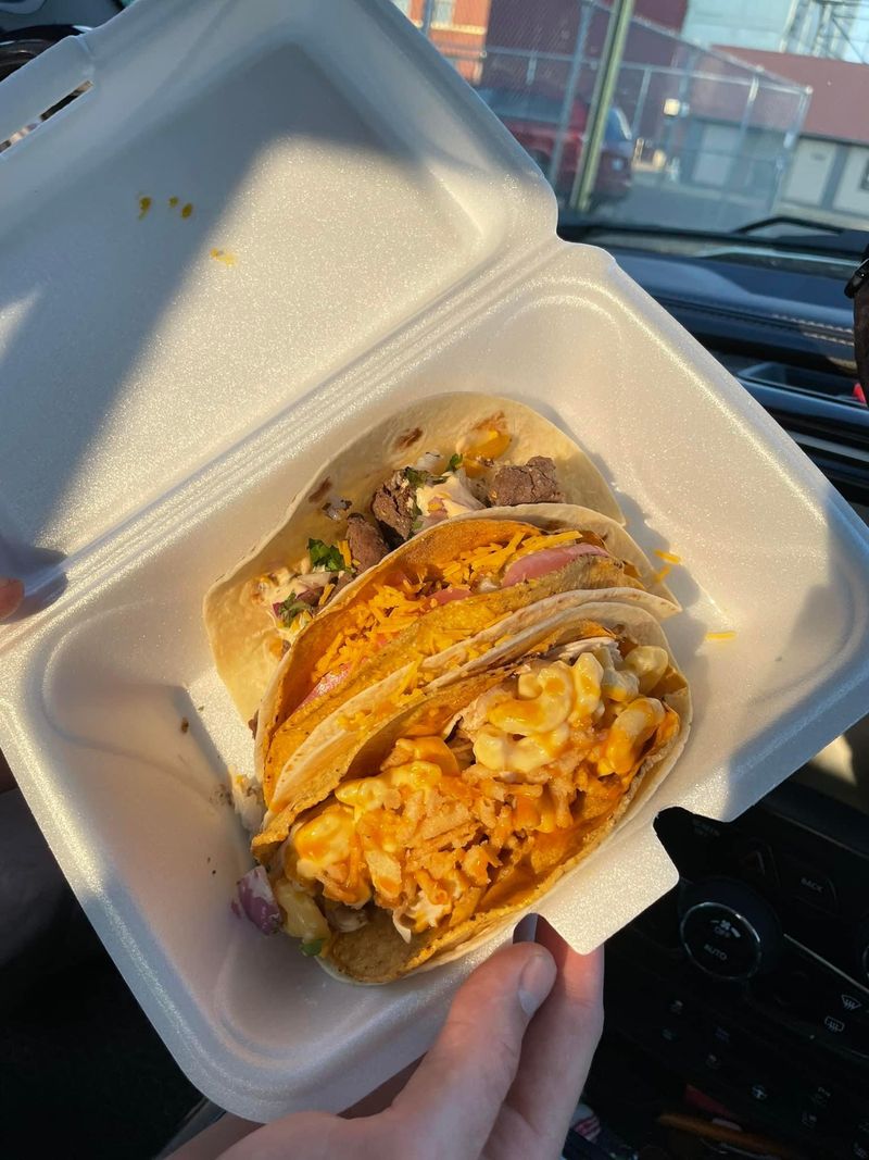 Poppys Tacos – Canton